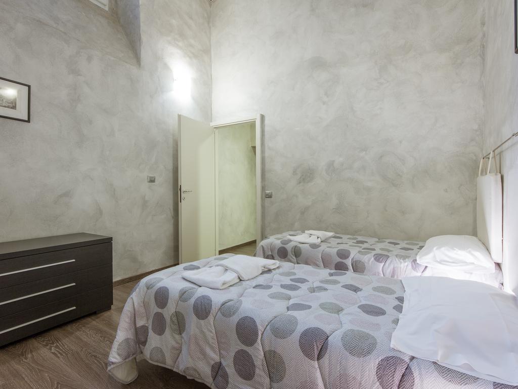 Piazza Pitti 2 Bedroom Florenţa Exterior foto