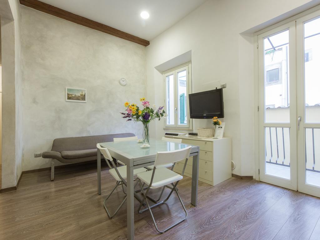 Piazza Pitti 2 Bedroom Florenţa Exterior foto